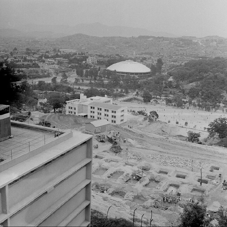 1988.04.04 보수(증축) 건설 사진