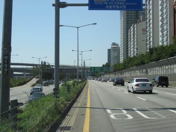 강변북로(난지방향) 잠실대교 지난 1,580M 사진