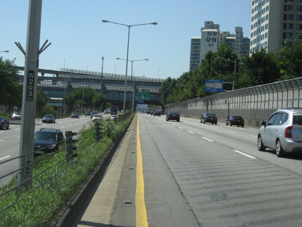 강변북로(난지방향) 잠실대교 지난 1,750M 사진