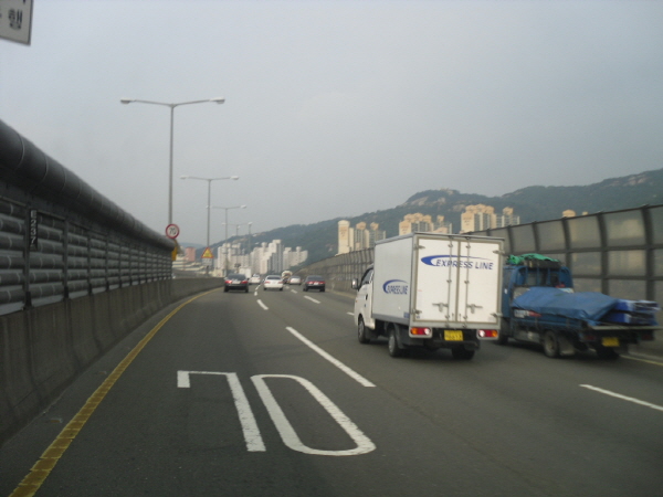 내부순환로(성동방향) 홍제down램프 지난 800M 사진