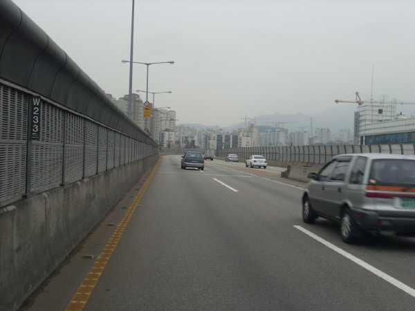 내부순환로(성산방향) 월곡down램프 지난 890M 사진