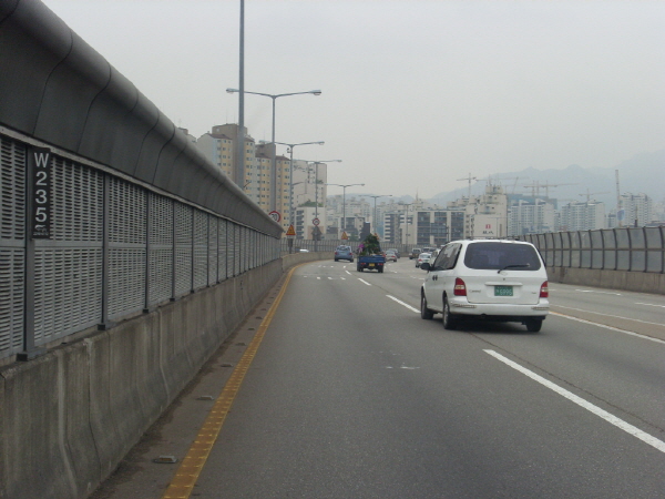 내부순환로(성산방향) 월곡down램프 지난 940M 사진