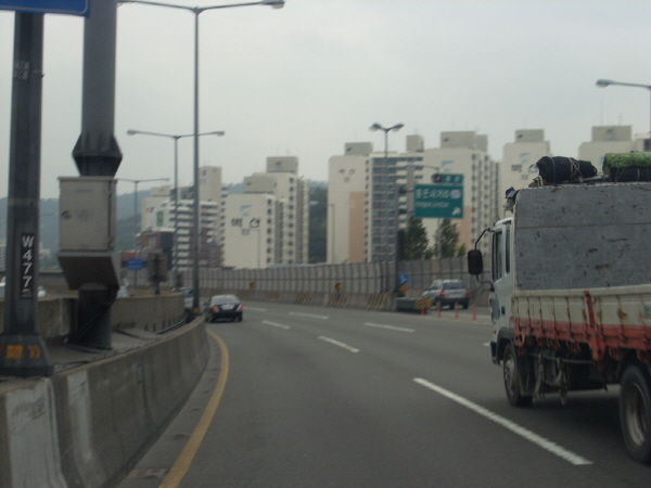 내부순환로(성산방향) 홍지문터널 종점 지난 840M 사진