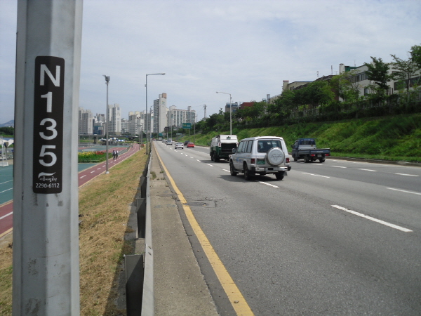 동부간선도로(상계방향) 군자교 지난 640M 사진