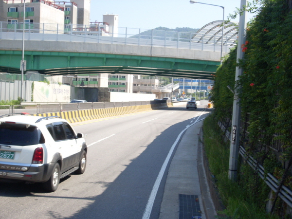 동부간선도로(상계방향) 수락고가종점 지난 560M 사진