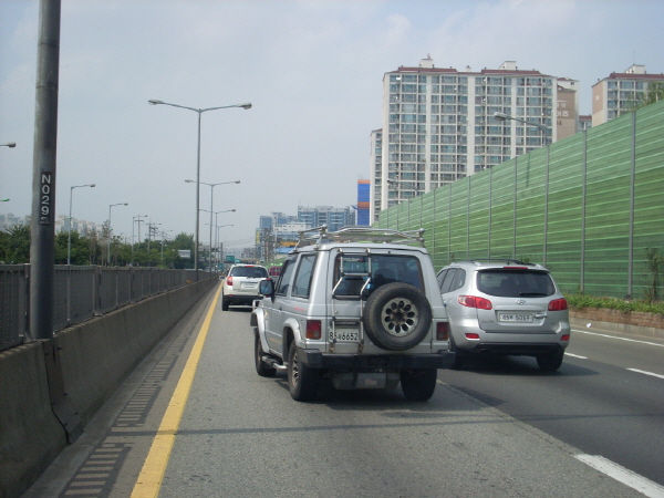 서부간선도로(성산방향) 독산1교 지난 320M 사진