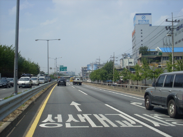 서부간선도로(성산방향) 금천교 지난 900M 사진