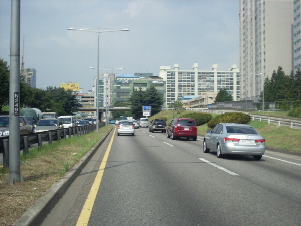 서부간선도로(성산방향) 목동지하차도 지난 130M 사진