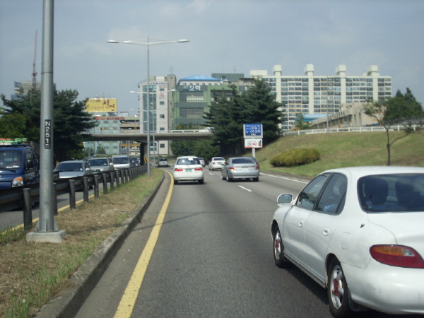 서부간선도로(성산방향) 목동지하차도 지난 195M 사진